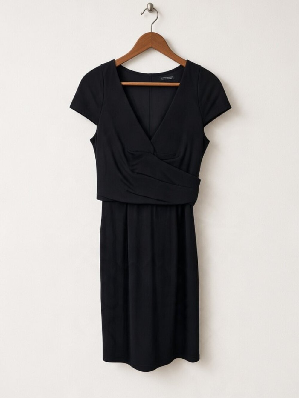 STRENESSE GABRIELLE STREHLE BLACK PLEATED V-NECK DRESS